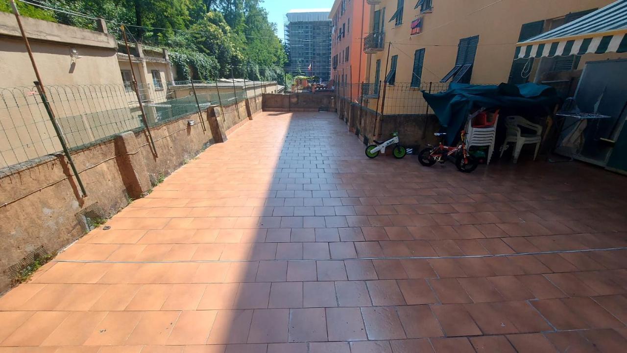 Via Donghi 23 Genova
